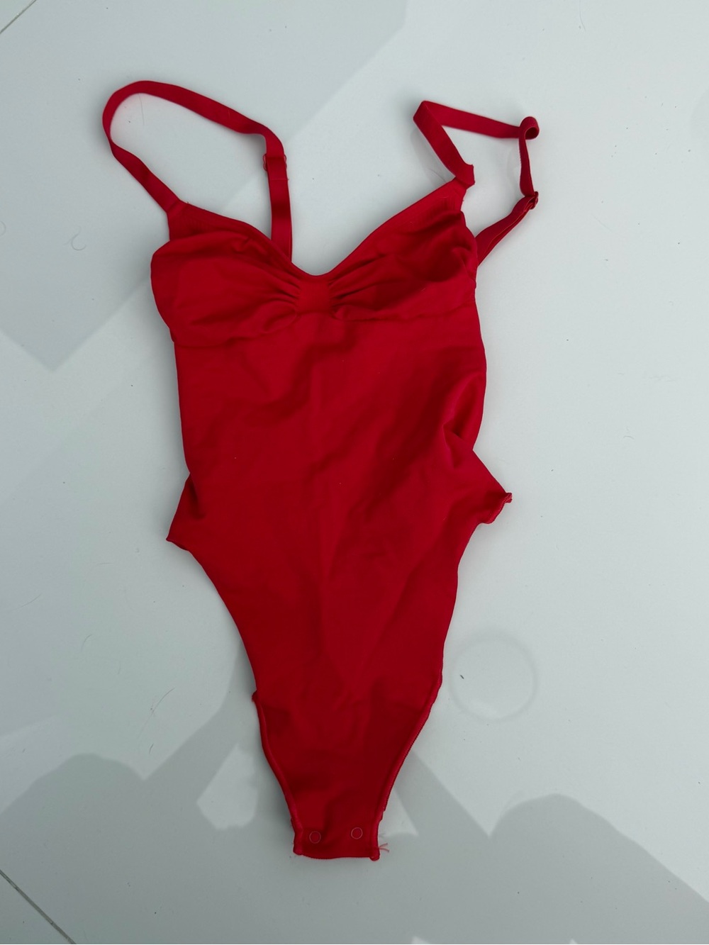 SKIMS Seamless Thong Bodysuit - Ruby Red - Picture 2 of 3